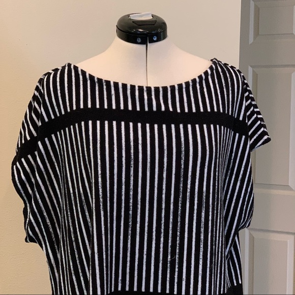 Marimekko x Target Black/White Terry Swim Cover XL - Picture 4 of 7